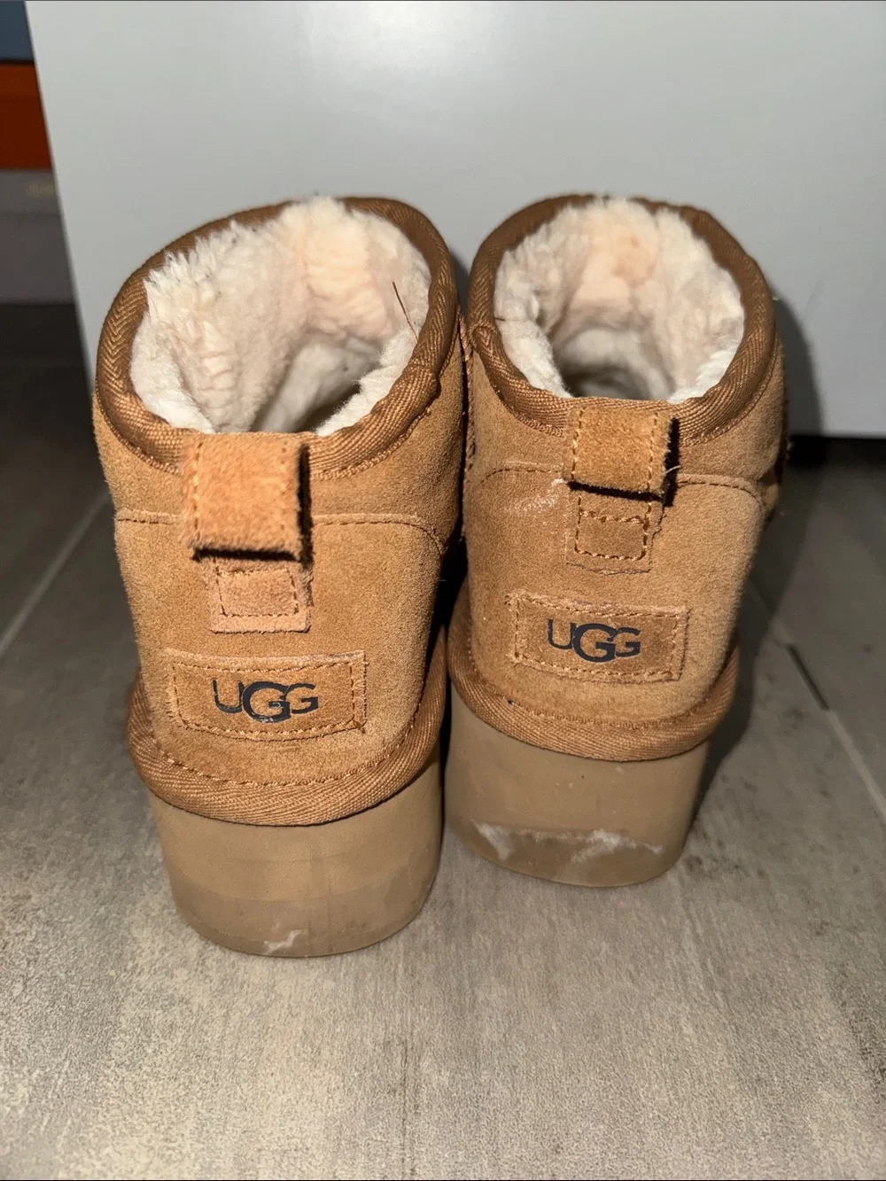 Womena UGG platform boot